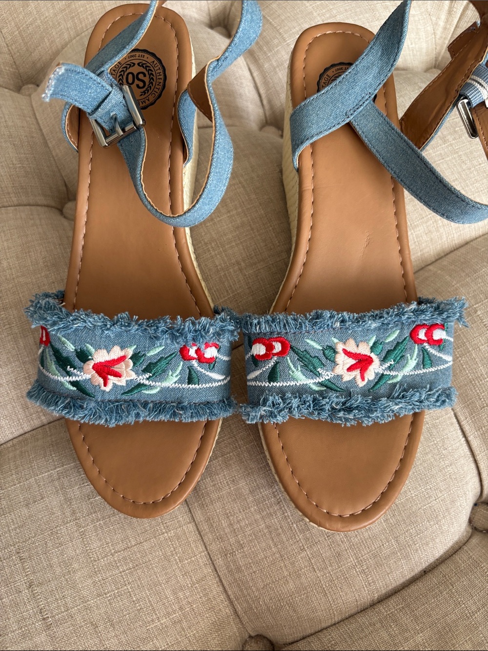 SO Denim Embroidered Floral Wedge Sandals - Blue & Tan